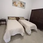 Finestra Sul Corso -appartamenti E * Falconara Marittima