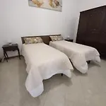 Finestra Sul Corso -appartamenti E アパート *