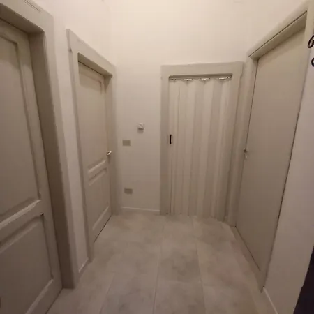 Finestra Sul Corso Apartment