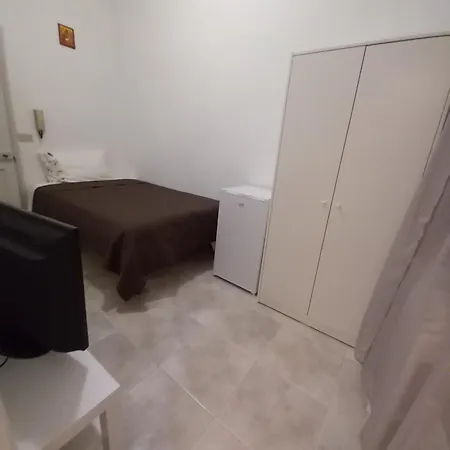 Apartman Finestra Sul Corso -appartamenti E Falconara Marittima