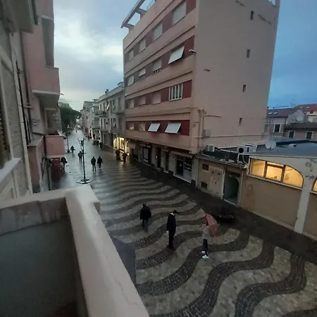 Appartement Finestra Sul Corso Falconara Marittima
