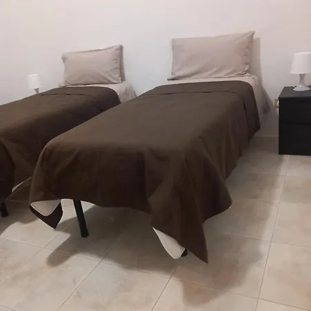 Finestra Sul Corso -appartamenti E * Falconara Marittima