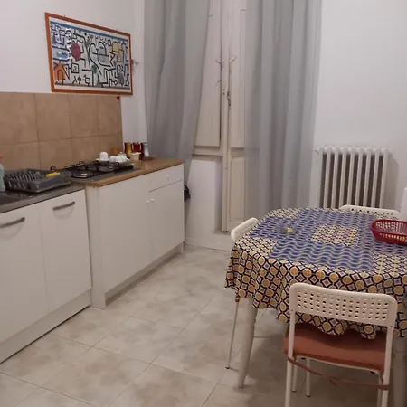 Apartment Finestra Sul Corso -appartamenti E Falconara Marittima