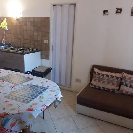 Apartment Finestra Sul Corso -appartamenti E Falconara Marittima